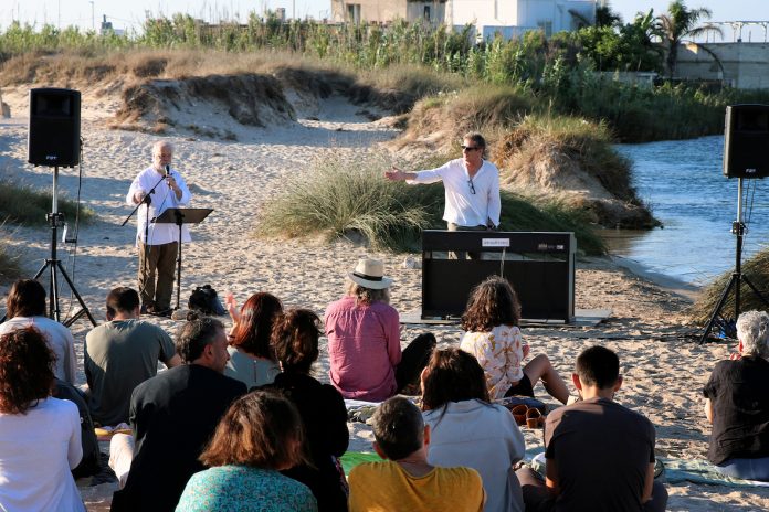Antigone's pride - Alba dei poeti _ Torre Chianca - Foto Marina Colucci